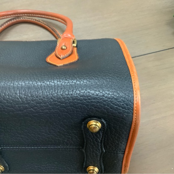 Vintage Dooney and Bourke Vintage Satchel Handbag - Picture 9 of 16